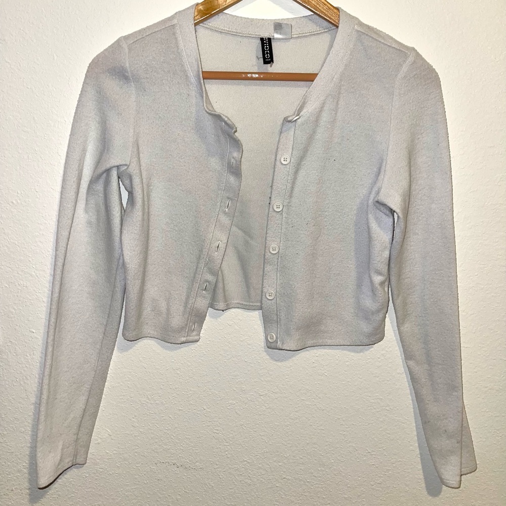 Cute Off White Cardigan Size SMALL
